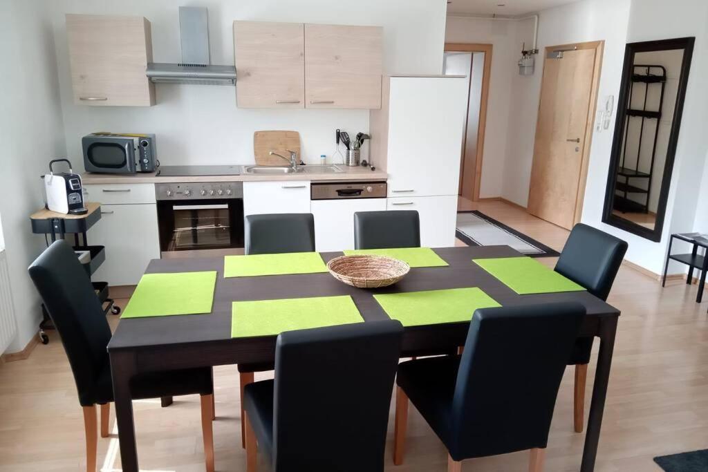 Gemuetliches Apartment In Landeck Ngoại thất bức ảnh