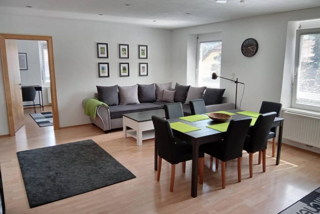 Gemuetliches Apartment In Landeck Ngoại thất bức ảnh